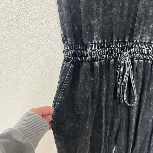 Promesa Women's True To You Vintage Washed Grey Drawstring Jumpsuit Size Small - Picture 5 of 12
